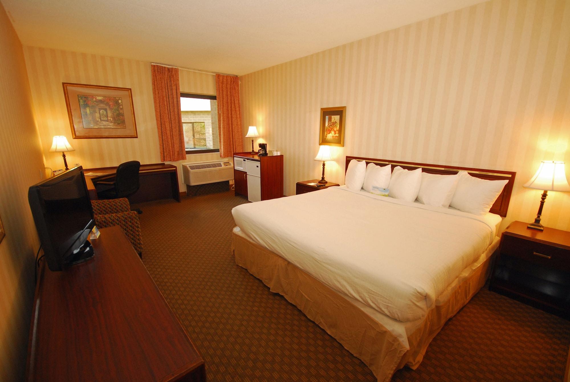 Days Inn & Suites By Wyndham Northwest Indianapolis Exteriér fotografie